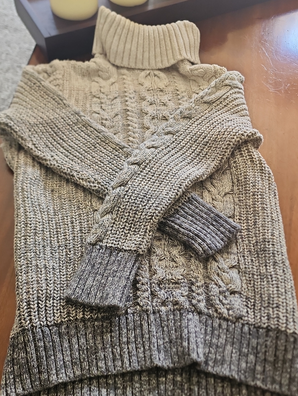GAP grey and beige cable Knit Turtleneck Sweater